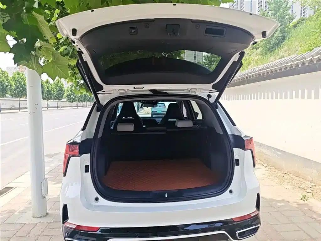 Changan CS75 PLUS Smart Electric iDD 2023 Model Smart Electric iDD Leading Edition — миниатюра 19