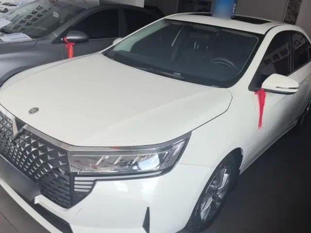 Venucia D60 2021 PLUS 1.6L XL CVT Yue Ling Edition