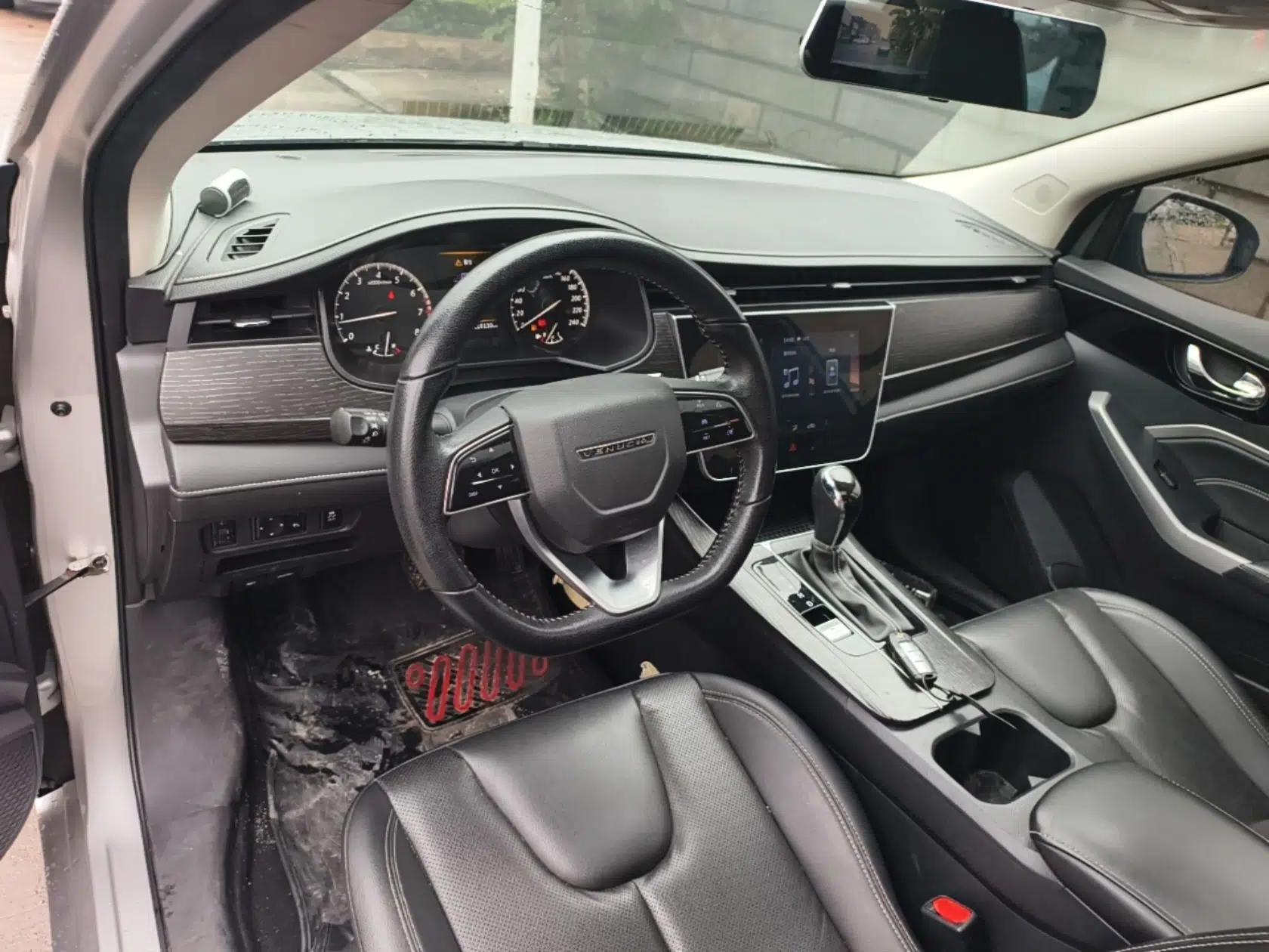 Venucia D60 2021 PLUS 1.6L XV CVT Smart Edition — миниатюра 13