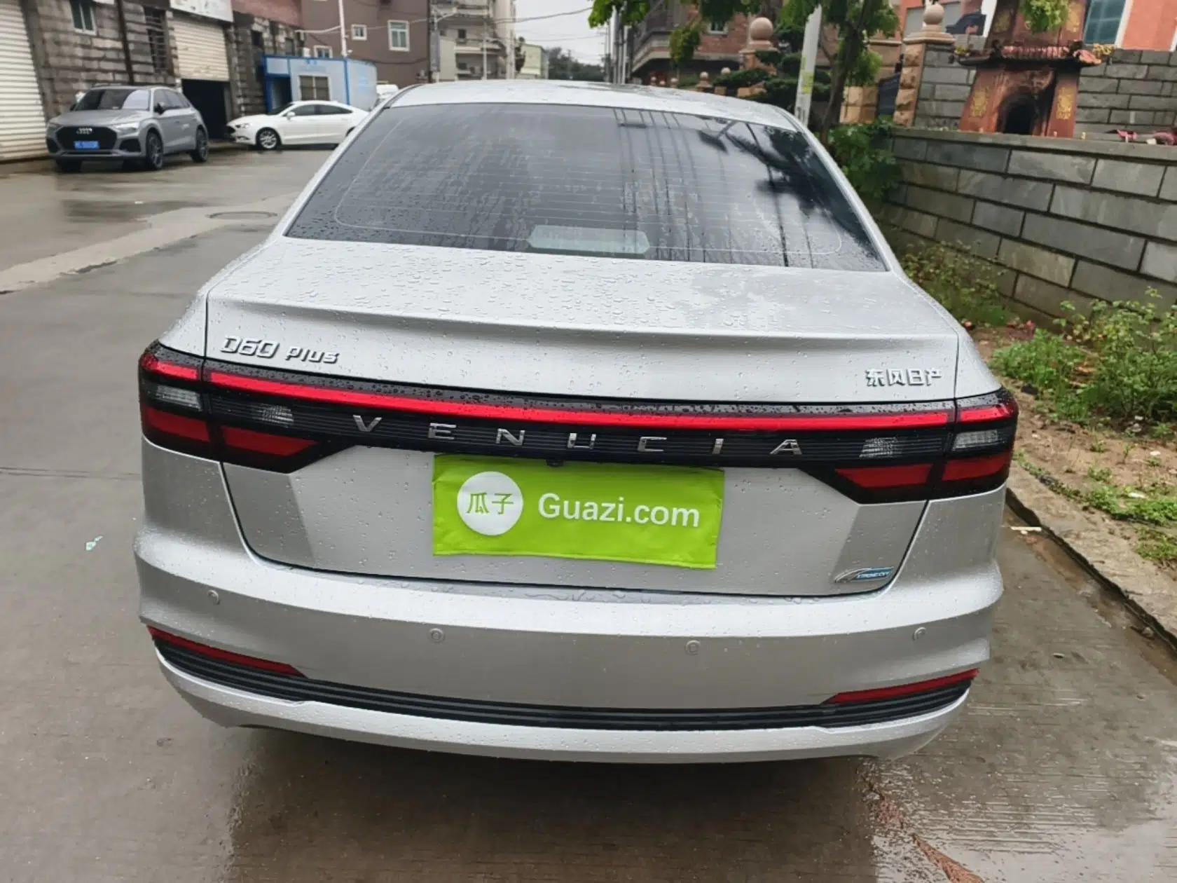 Venucia D60 2021 PLUS 1.6L XV CVT Smart Edition — миниатюра 5