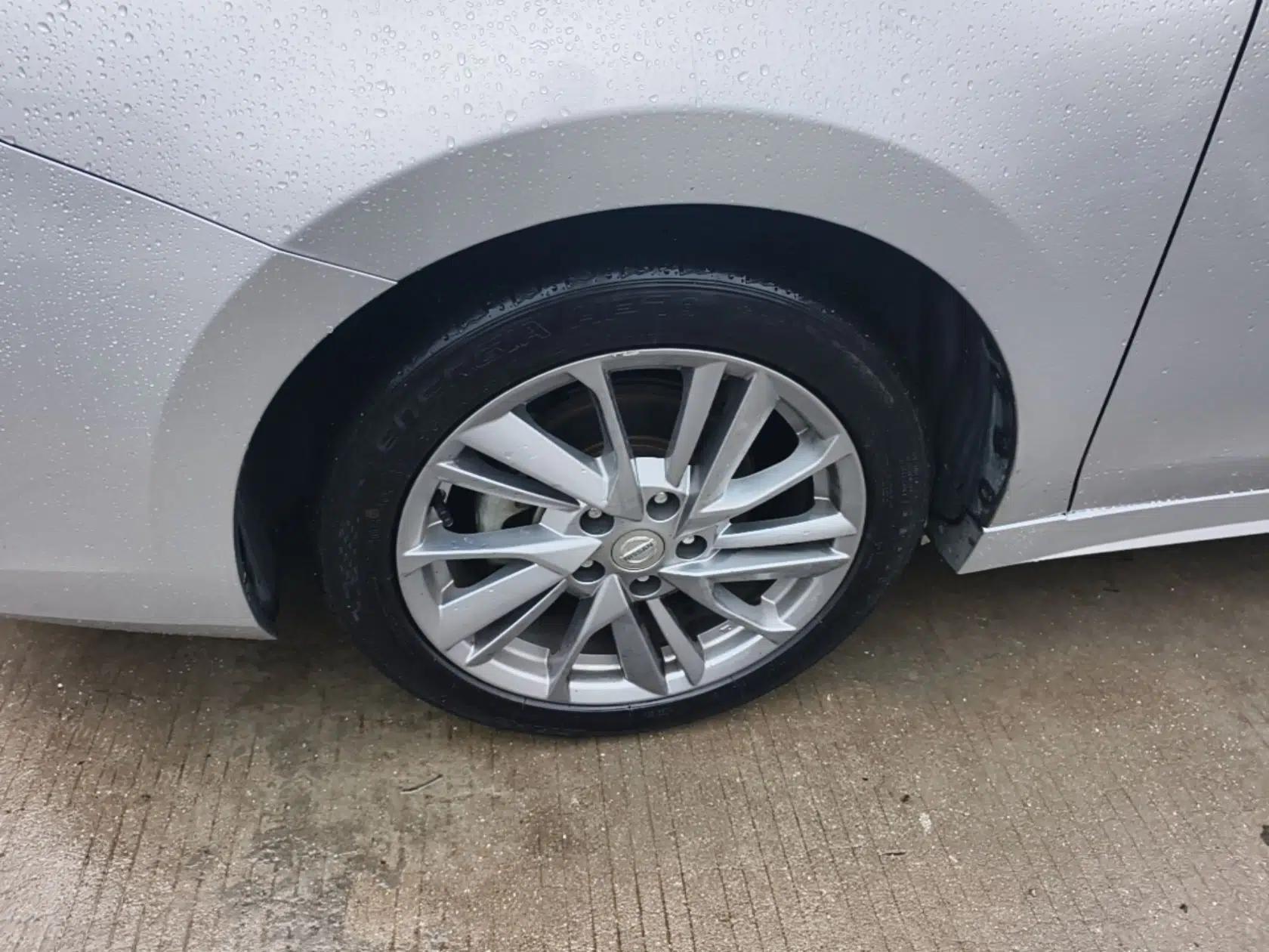 Venucia D60 2021 PLUS 1.6L XV CVT Smart Edition — миниатюра 8