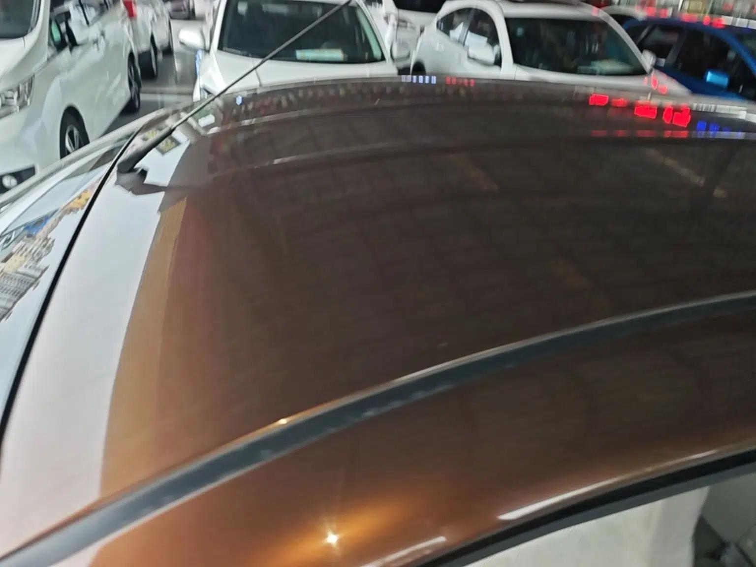 Venucia R30 2014 1.2L Manual Enjoyment Edition — миниатюра 11