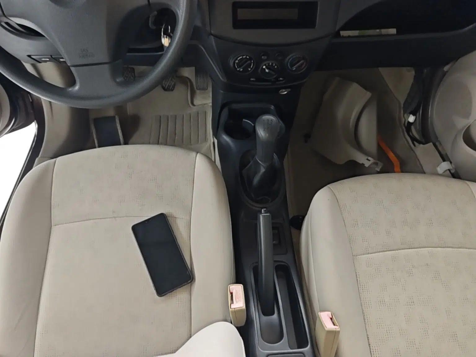 Venucia R30 2014 1.2L Manual Enjoyment Edition — миниатюра 17