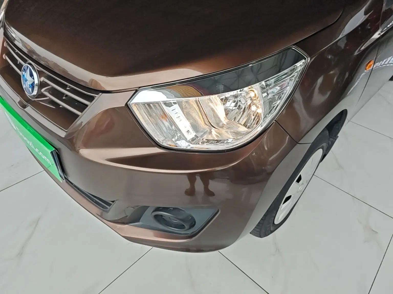 Venucia R30 2014 1.2L Manual Enjoyment Edition — миниатюра 9
