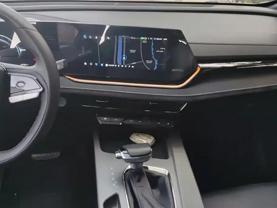 Changan Oushang X5 PLUS 2023 Facelift 1.5T DCT Pioneer Edition — миниатюра 13