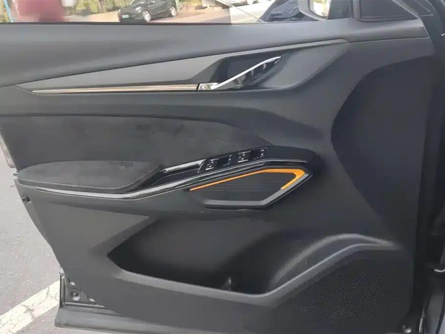 Changan Oushang X5 PLUS 2023 Facelift 1.5T DCT Pioneer Edition — миниатюра 7