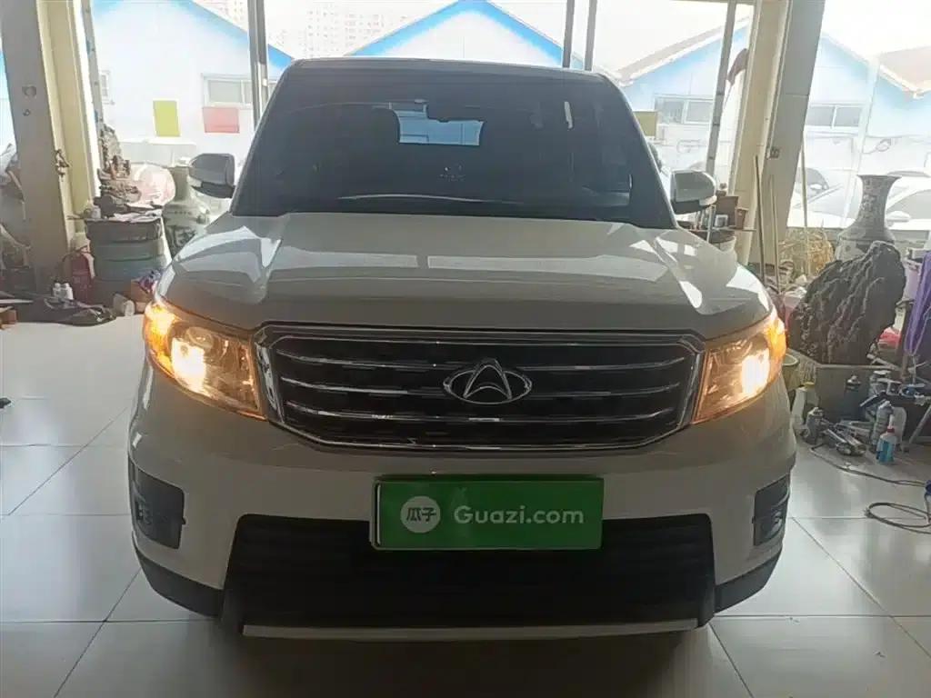 Changan Oushang X70A 2018 Model 1.5L Manual Standard Edition — миниатюра 3