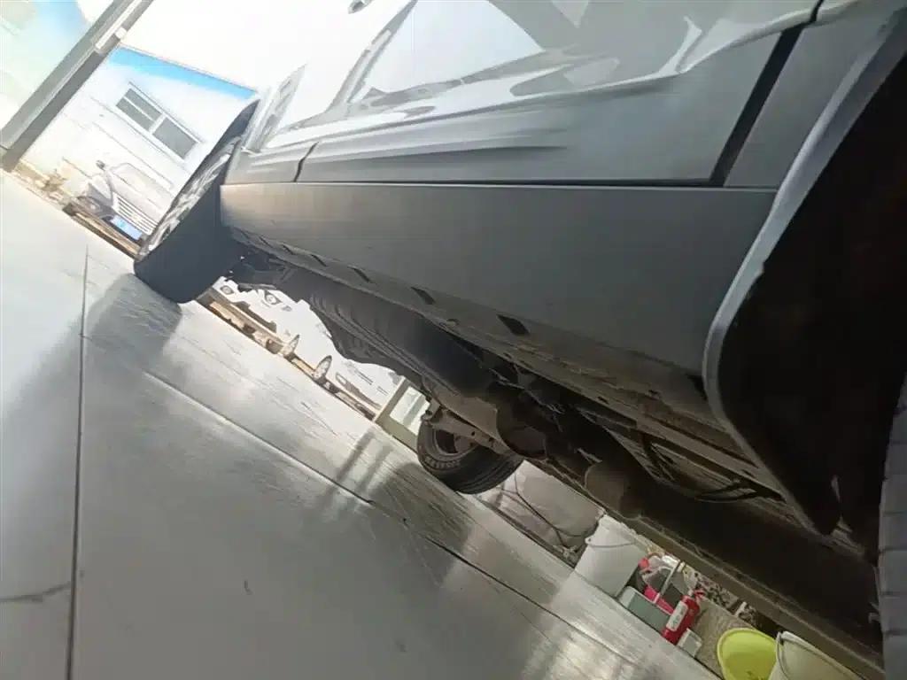Changan Oushang X70A 2018 Model 1.5L Manual Standard Edition — миниатюра 21