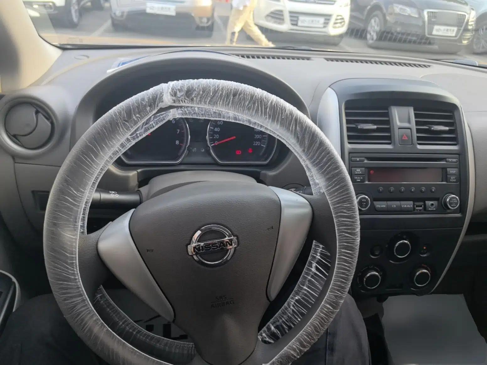 Nissan Sunny 2014 1.5XL Manual Deluxe Edition — миниатюра 13