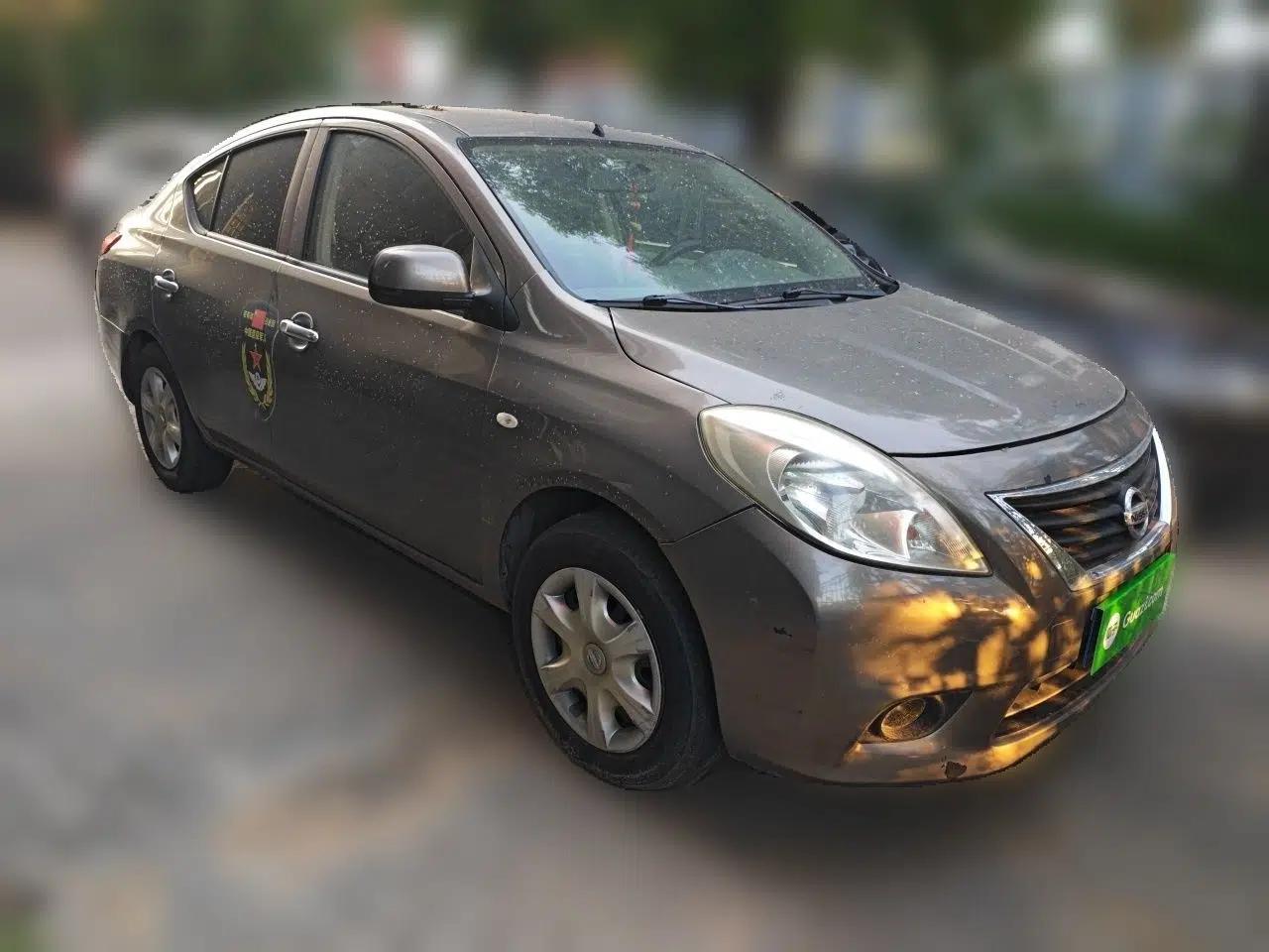 Nissan Sunny 2011 1.5XE Manual Comfort Edition — миниатюра 3
