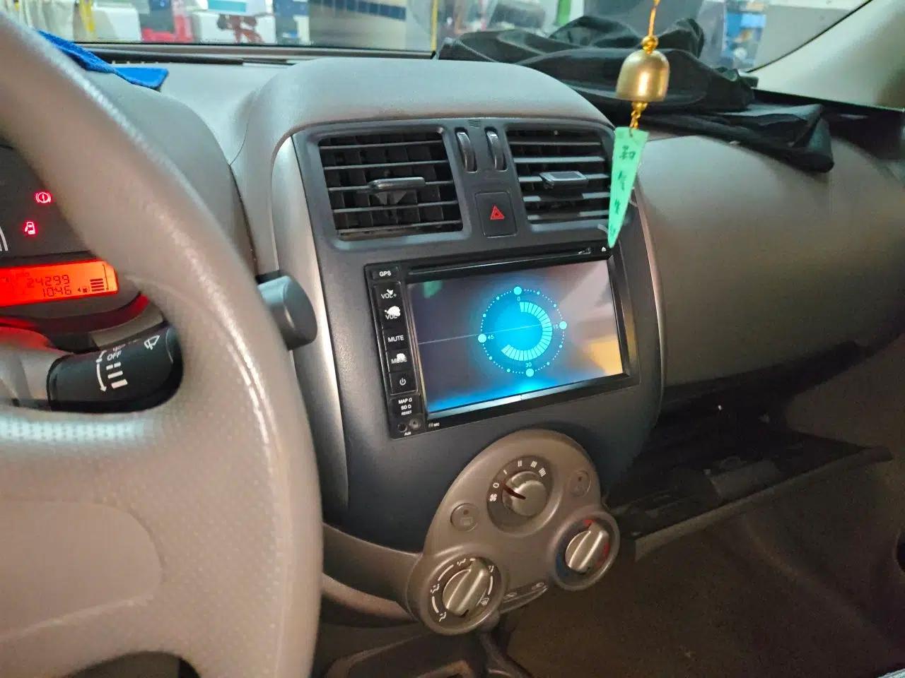 Nissan Sunny 2011 1.5XE CVT Comfort Edition — миниатюра 14