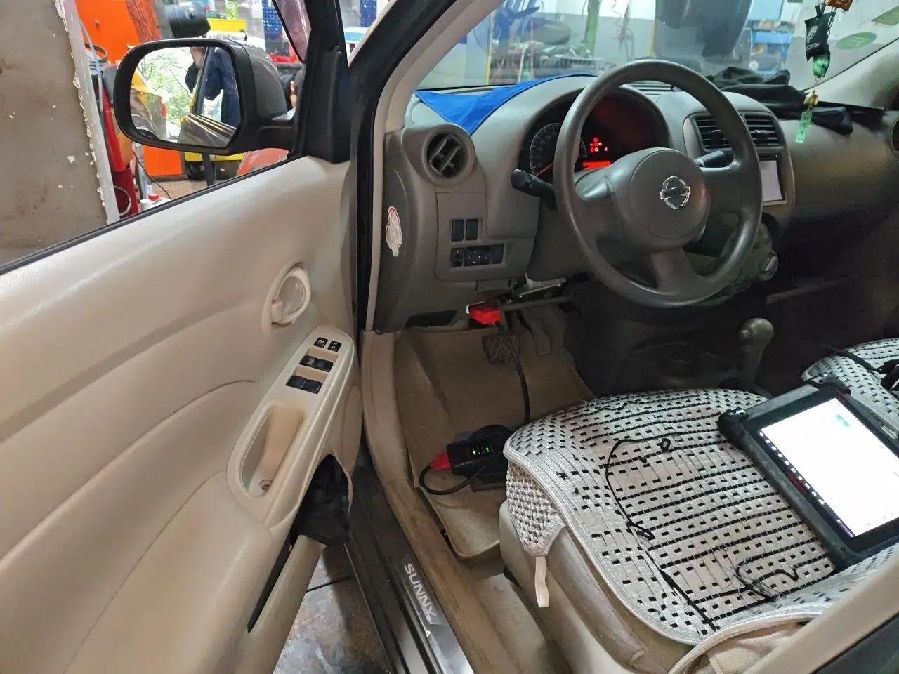 Nissan Sunny 2011 1.5XE CVT Comfort Edition — миниатюра 17