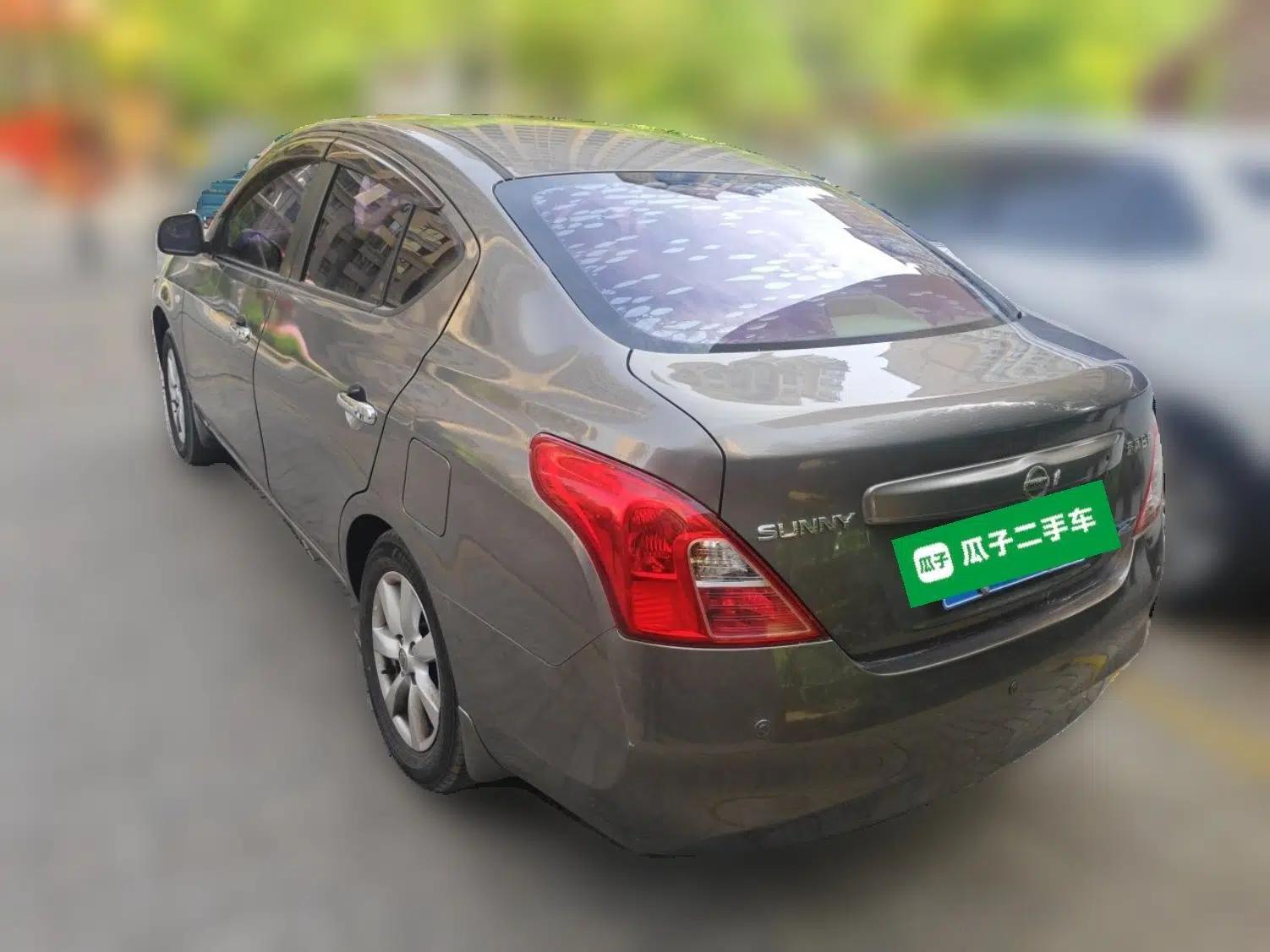 Nissan Sunny 2011 1.5XL CVT Luxury Edition — миниатюра 4