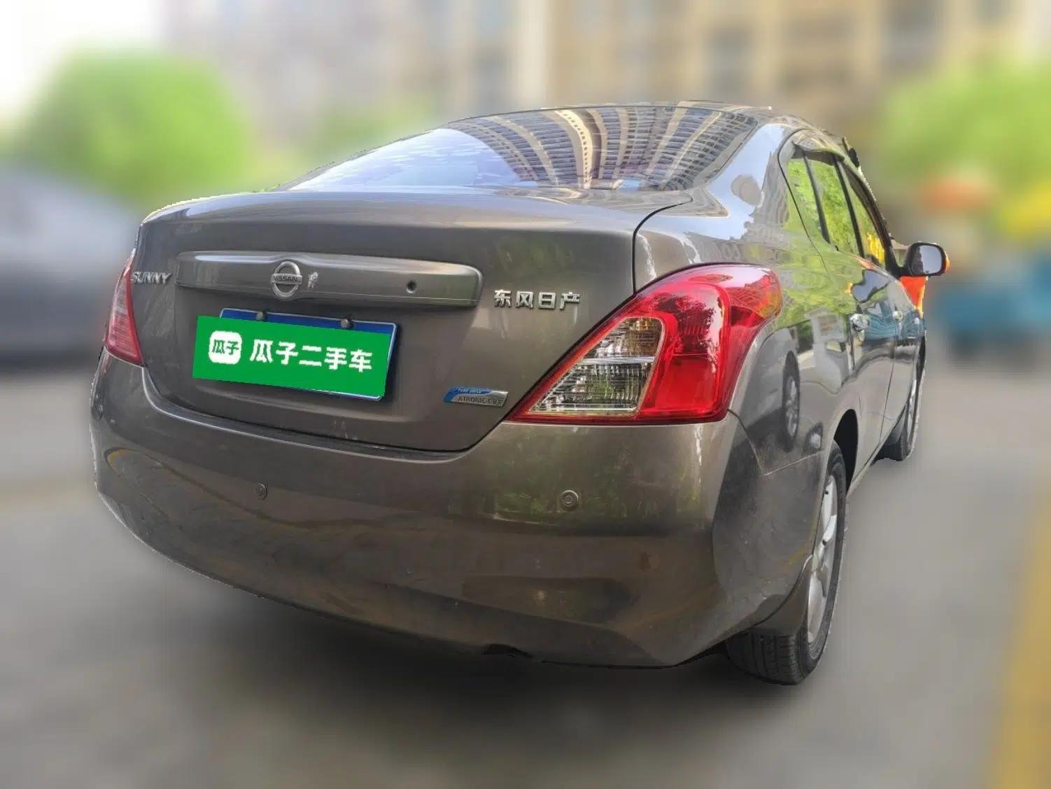 Nissan Sunny 2011 1.5XL CVT Luxury Edition — миниатюра 6