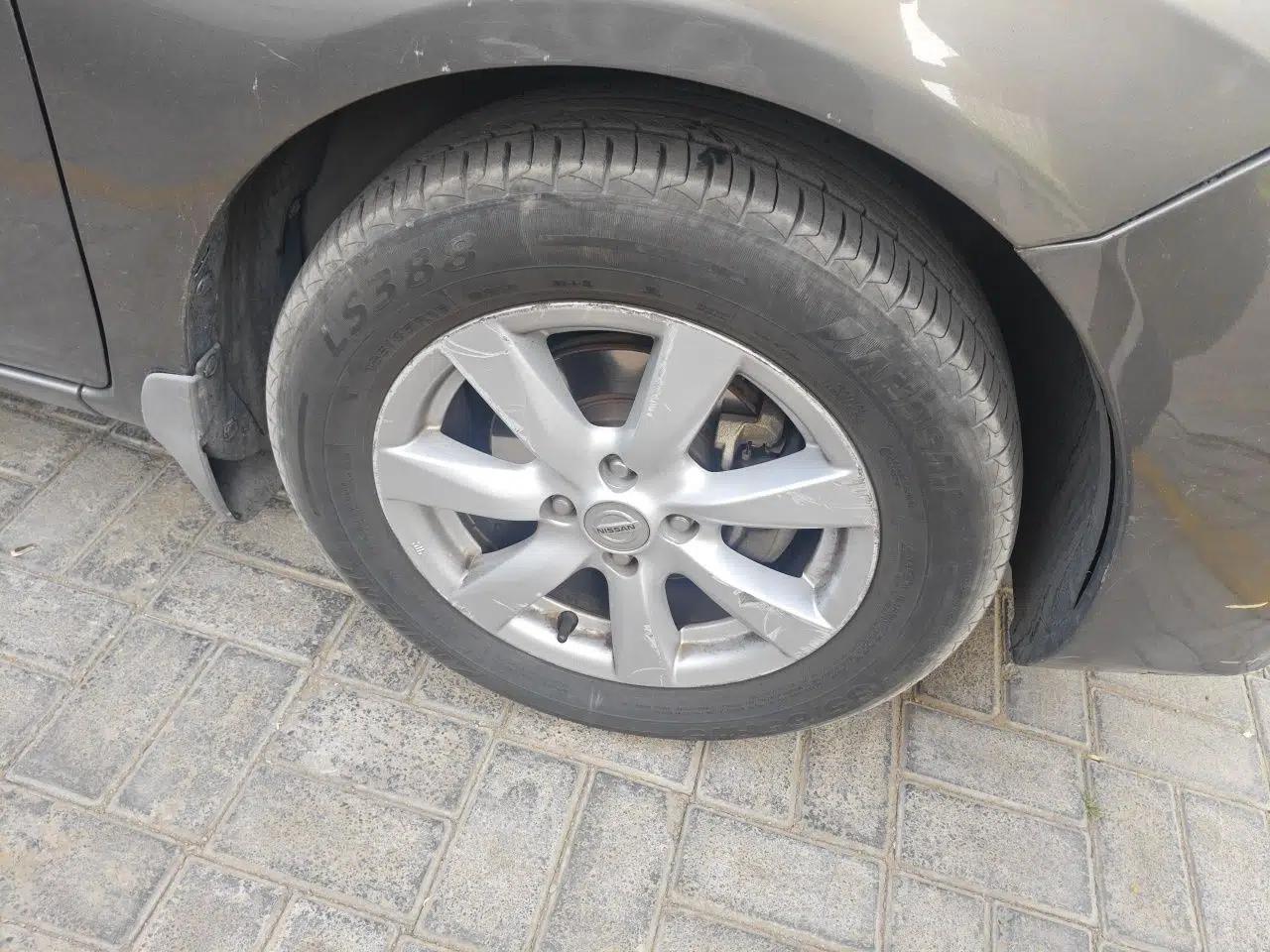 Nissan Sunny 2011 1.5XL CVT Luxury Edition — миниатюра 8