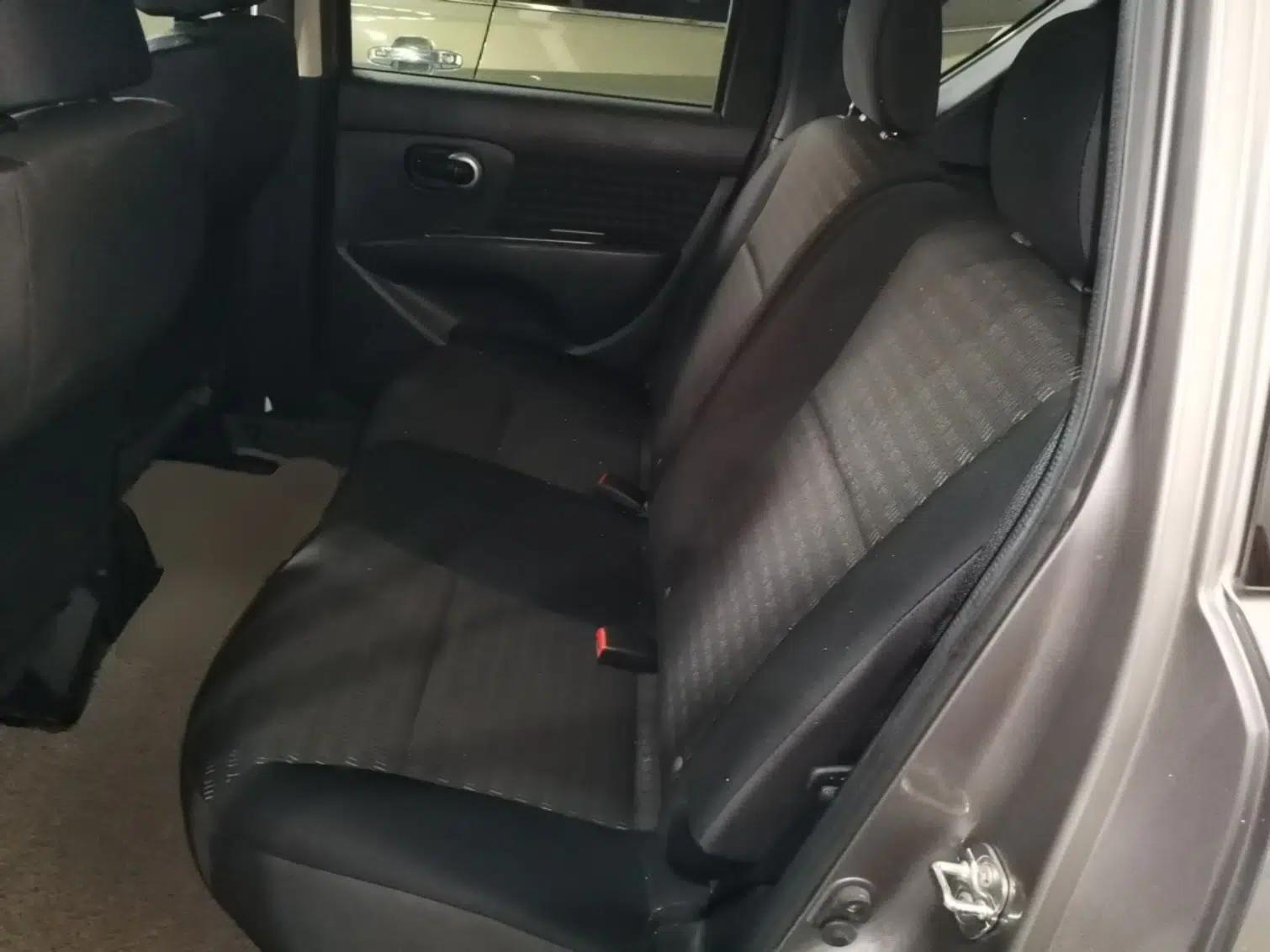 Nissan Livina 2013 Jinrui 1.6XL CVT Comfort Edition — миниатюра 20