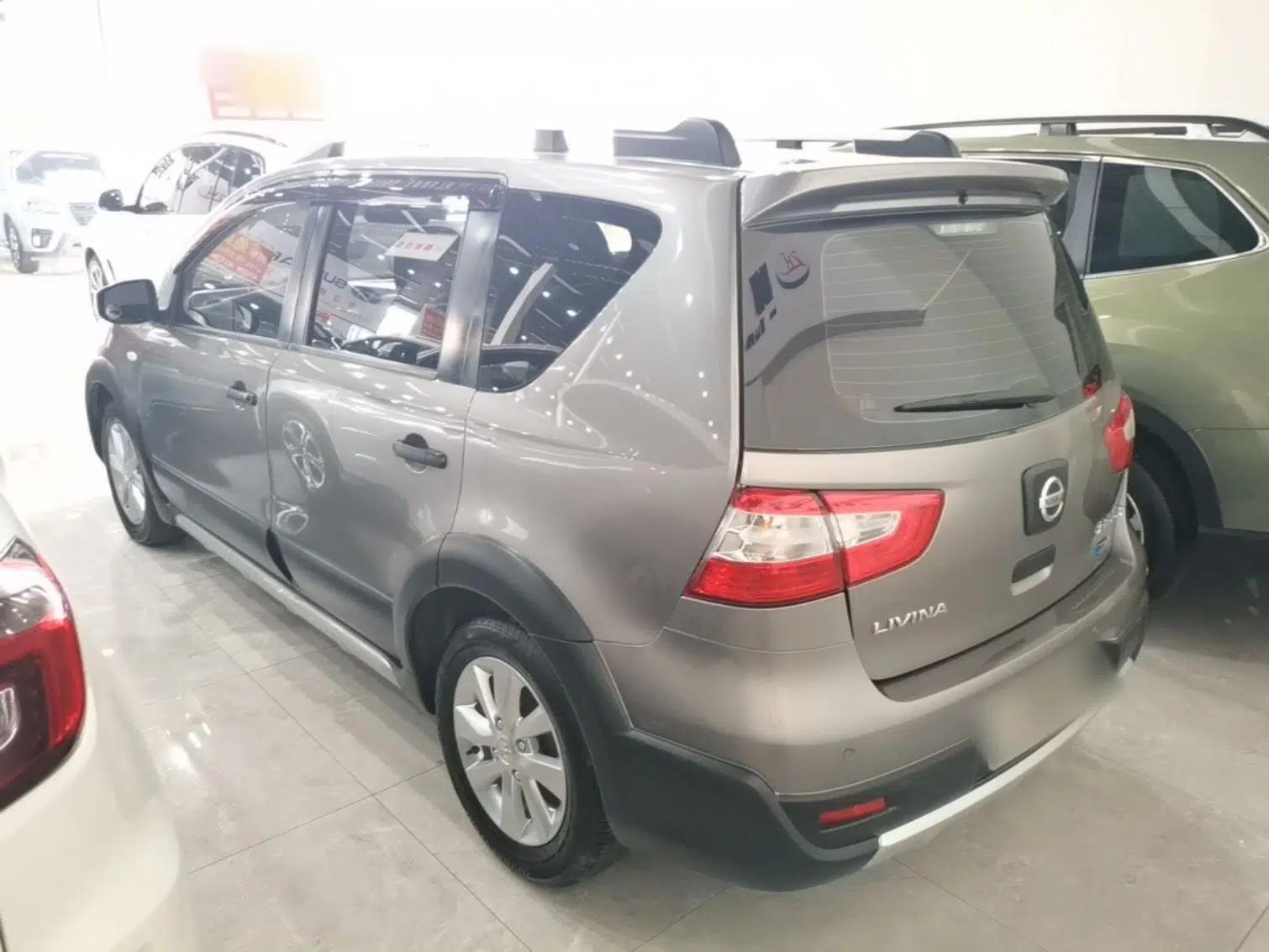 Nissan Livina 2013 Jinrui 1.6XL CVT Comfort Edition — миниатюра 4