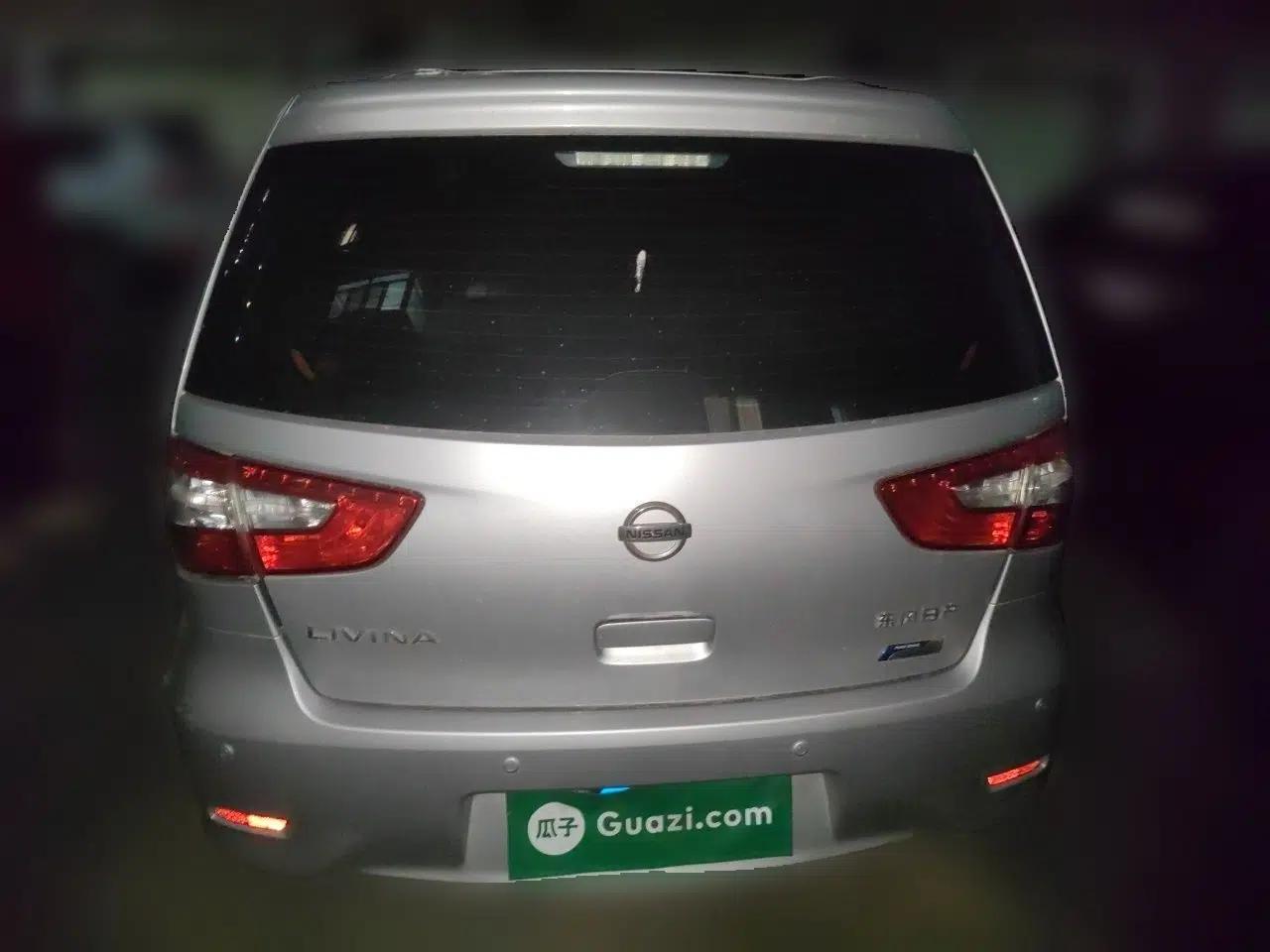 Nissan Livina 2013 1.6XE CVT Comfort Edition — миниатюра 5