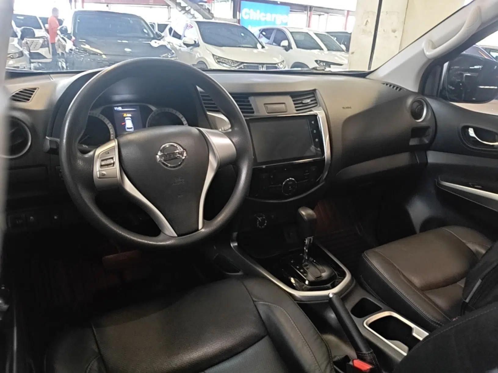 Nissan Terra 2020 2.5L XL Upper 4WD Automatic Four-Wheel Drive Luxury Edition — миниатюра 13