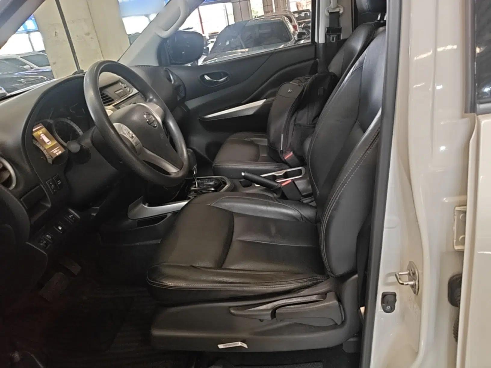 Nissan Terra 2020 2.5L XL Upper 4WD Automatic Four-Wheel Drive Luxury Edition — миниатюра 18