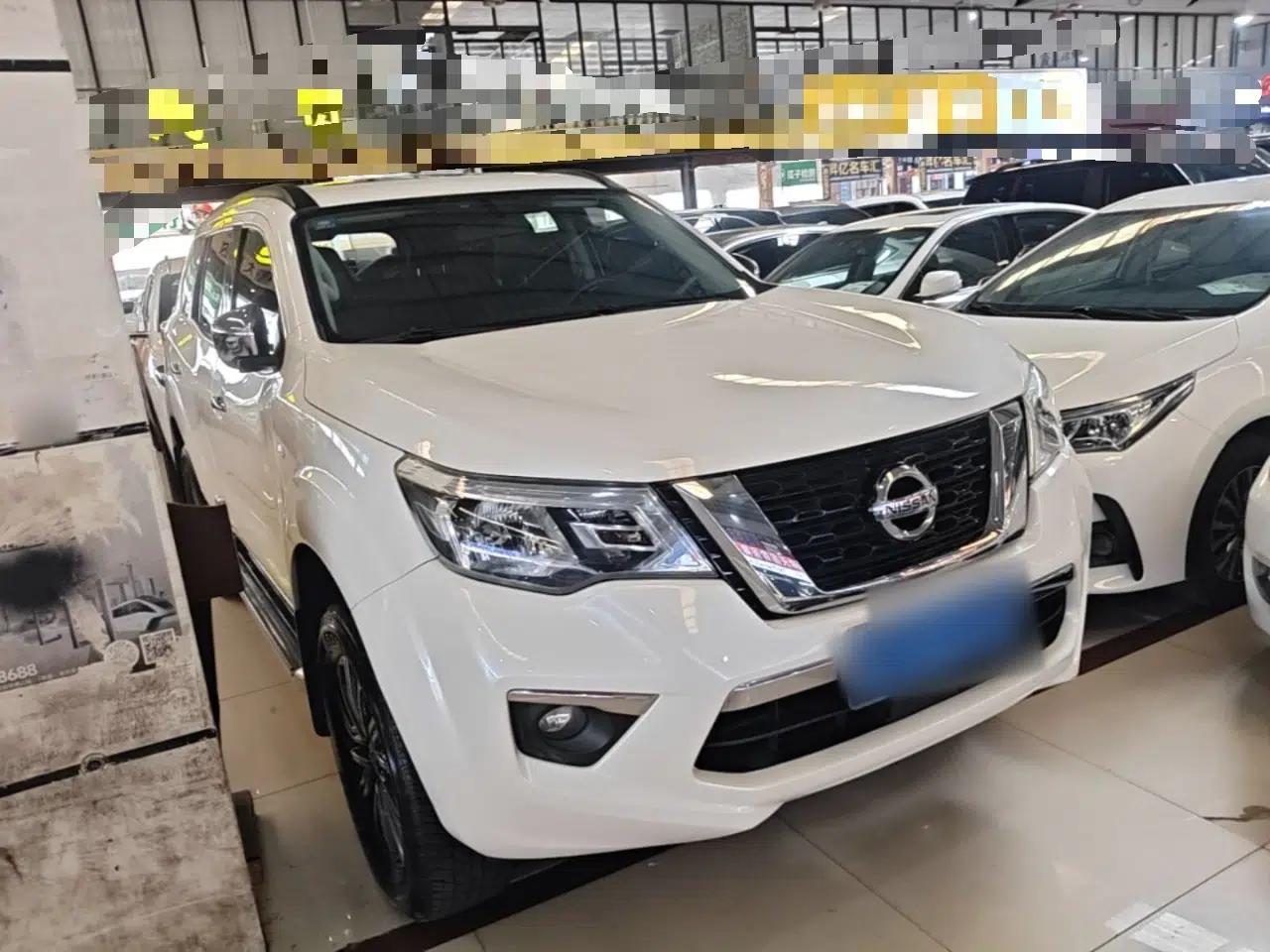 Nissan Terra 2020 2.5L XL Upper 4WD Automatic Four-Wheel Drive Luxury Edition — миниатюра 3