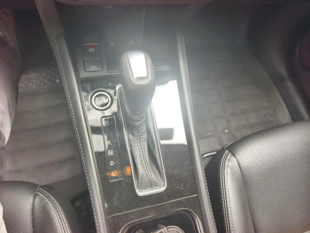 Nissan Kicks 2022 1.5L CVT XV Luxury Edition — миниатюра 11