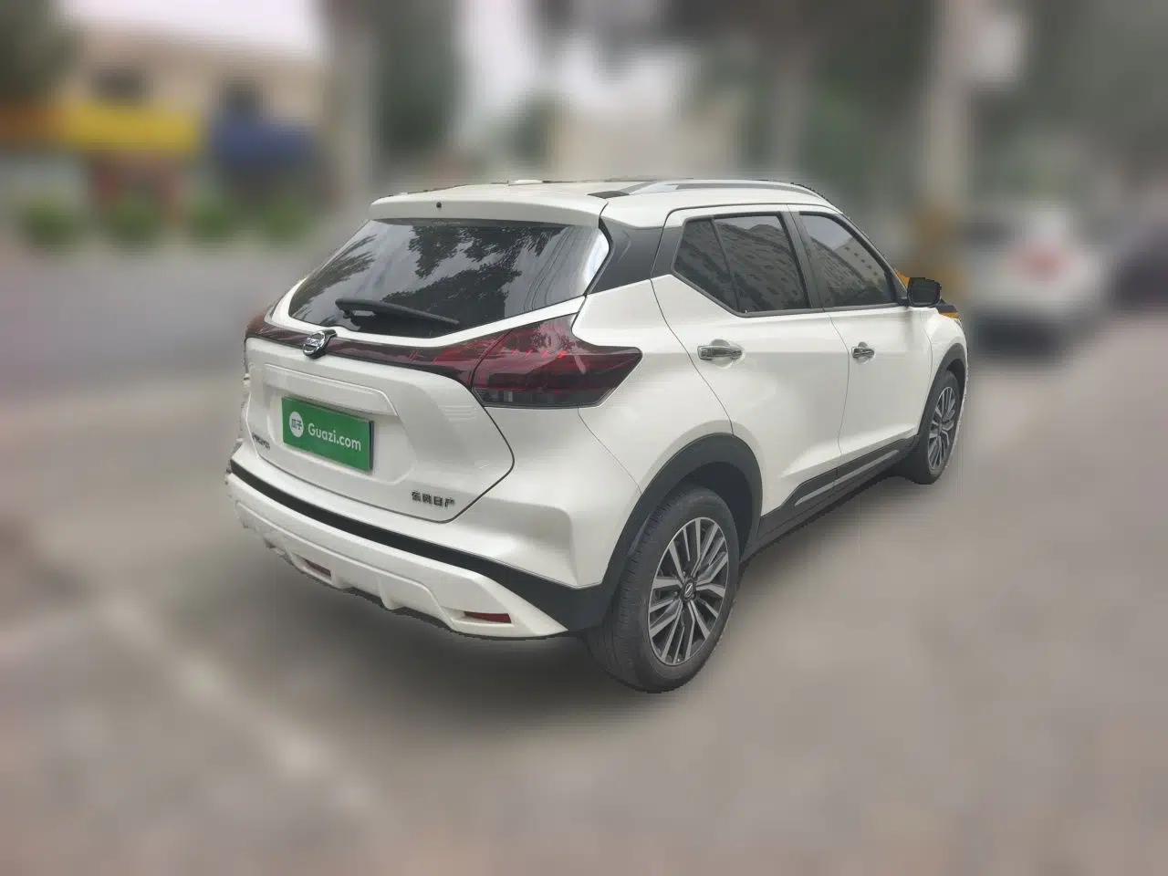 Nissan Kicks 2022 1.5L CVT XV Luxury Edition — миниатюра 4