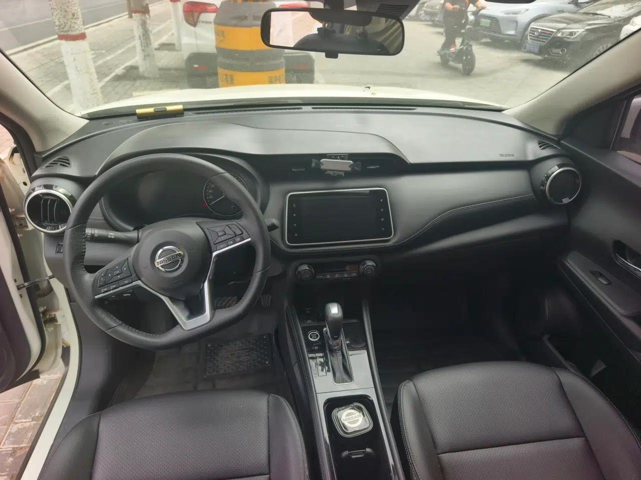 Nissan Kicks 2022 1.5L CVT XV Luxury Edition — миниатюра 6