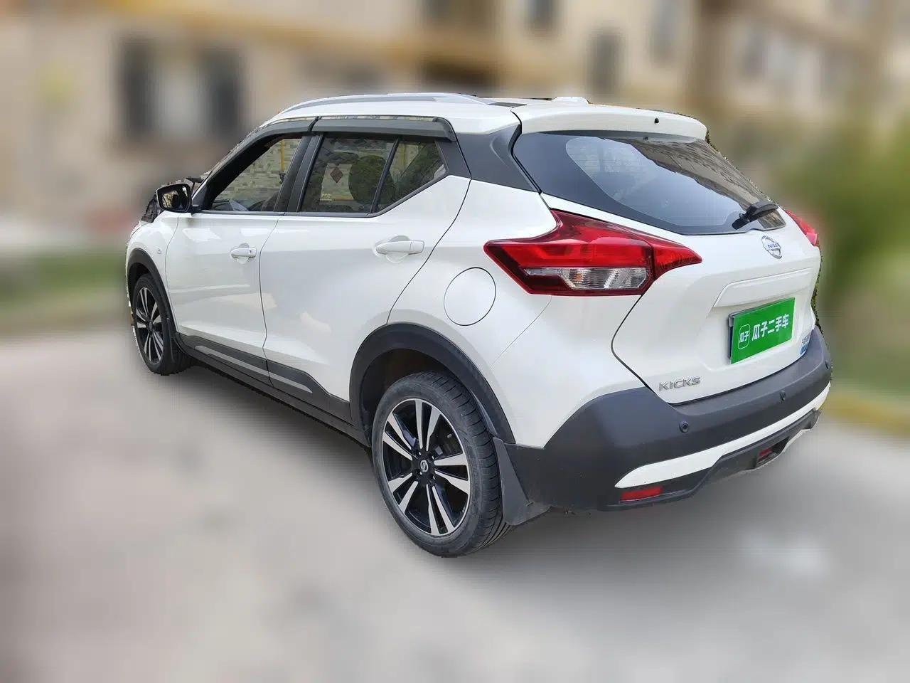 Nissan Kicks 2019 1.5L CVT Cool Enjoy Edition — миниатюра 4
