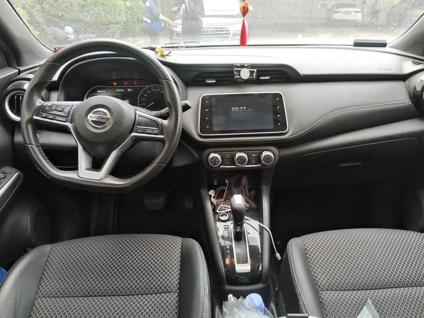 Nissan Kicks 2018 1.5L CVT Smart Connect Luxury Edition — миниатюра 10