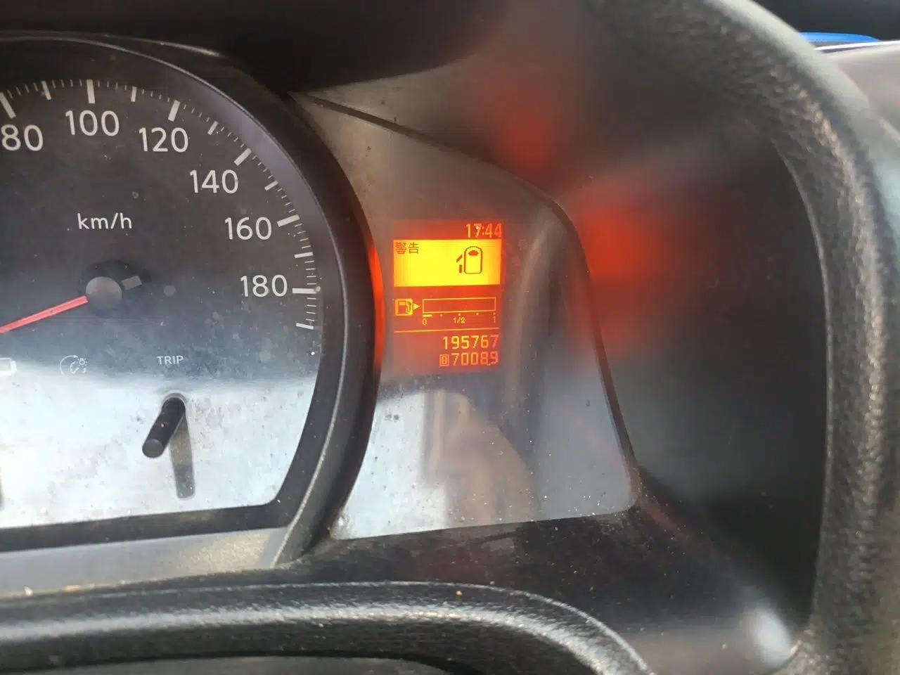 Nissan NV200 2011 1.6L 232 Seats Zunya Trim — миниатюра 13