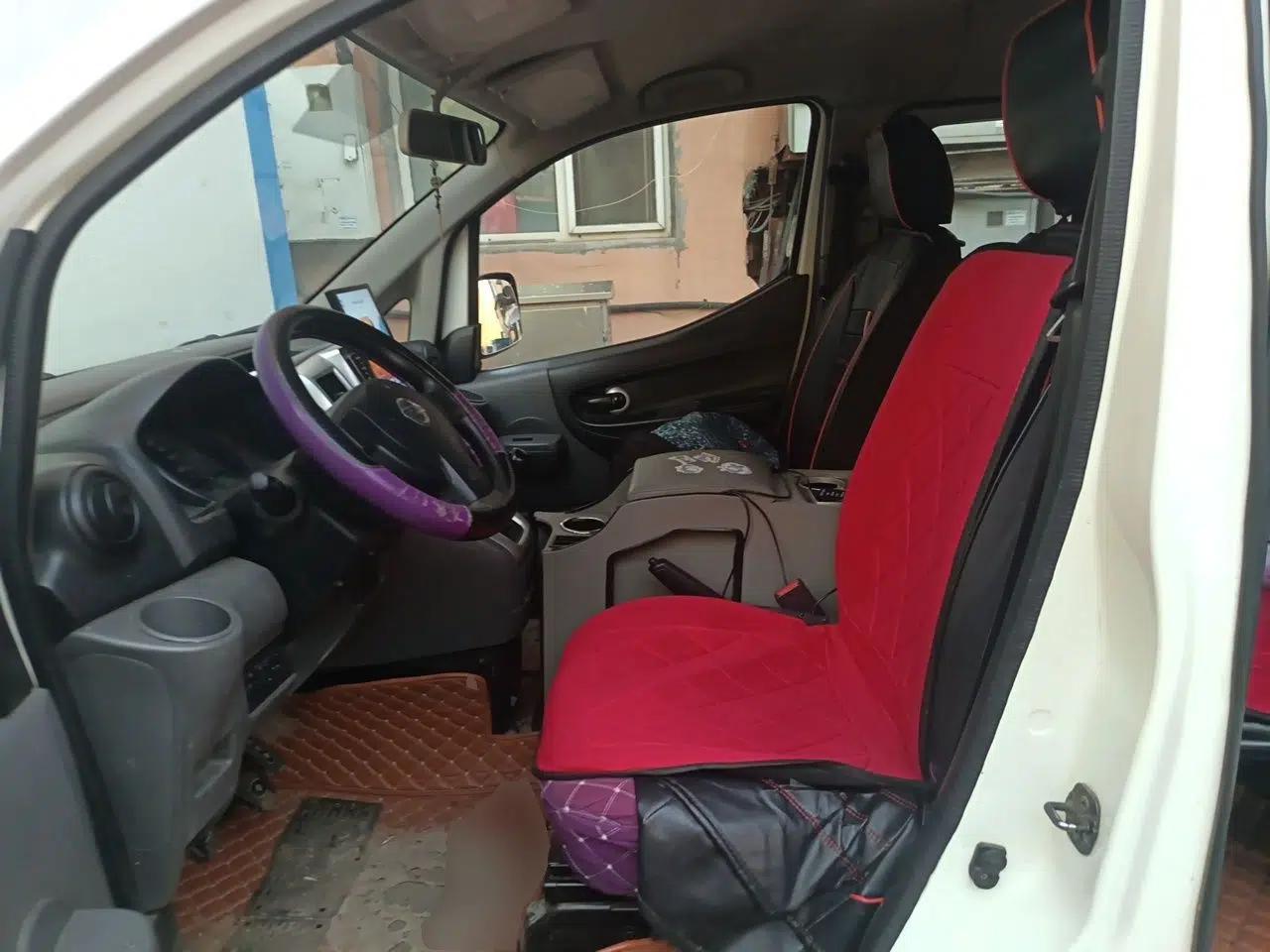 Nissan NV200 2011 1.6L 232 Seats Zunya Trim — миниатюра 16
