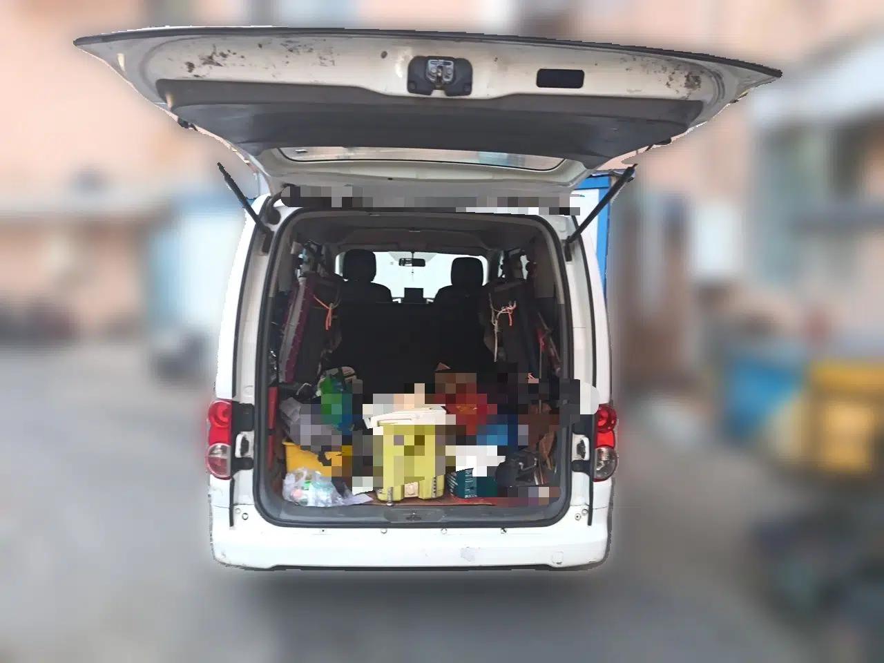 Nissan NV200 2011 1.6L 232 Seats Zunya Trim — миниатюра 20