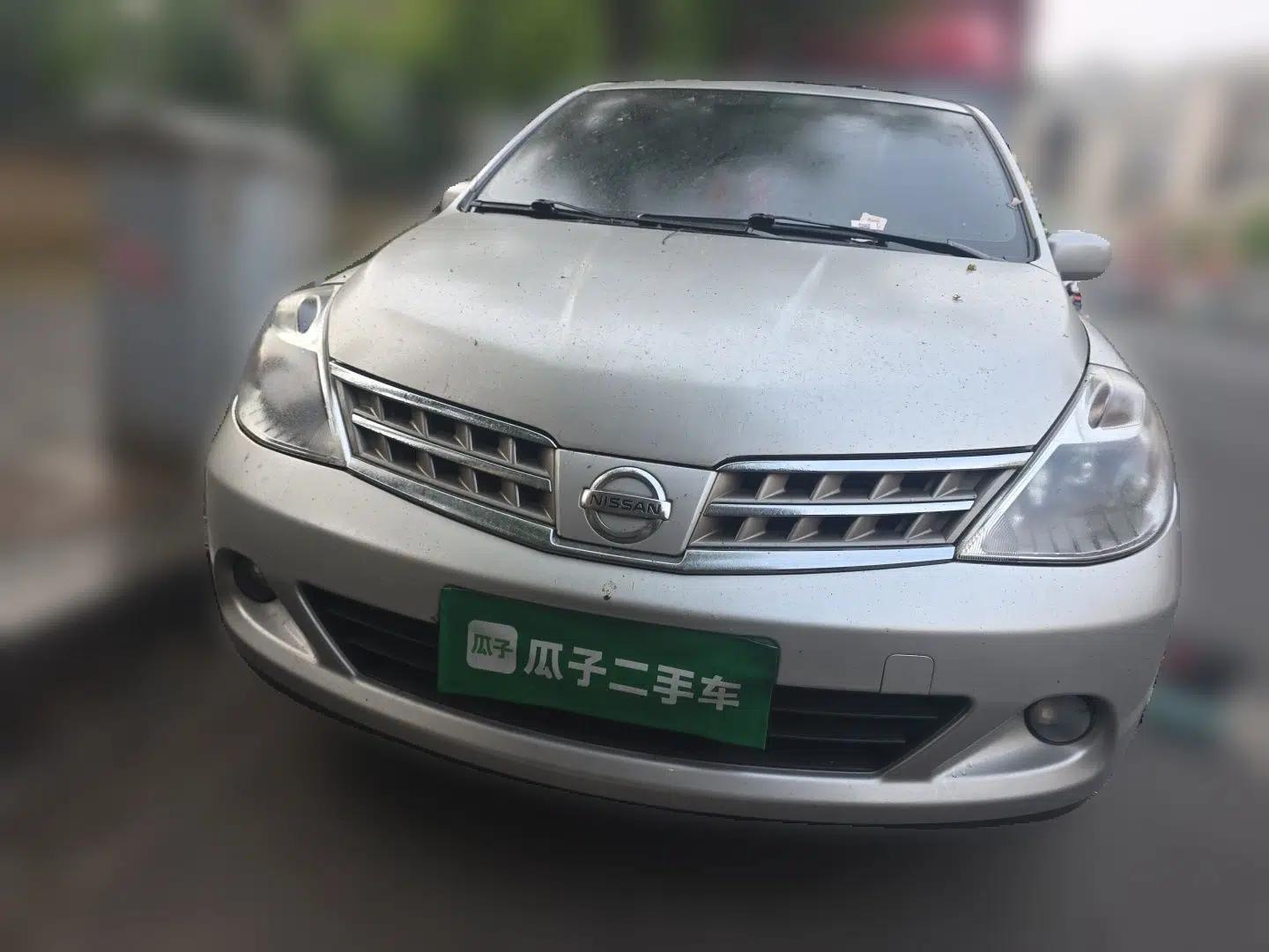 Nissan Tiida Sedan 2008 1.6L Automatic Fashion Edition — миниатюра 2