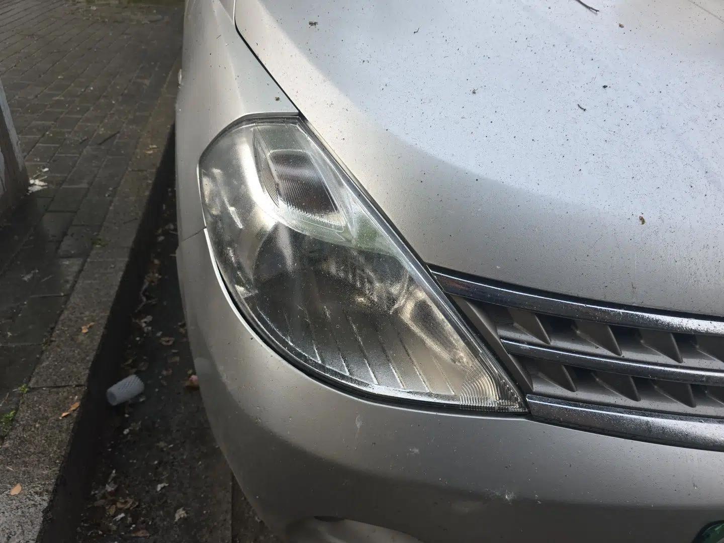 Nissan Tiida Sedan 2008 1.6L Automatic Fashion Edition — миниатюра 7