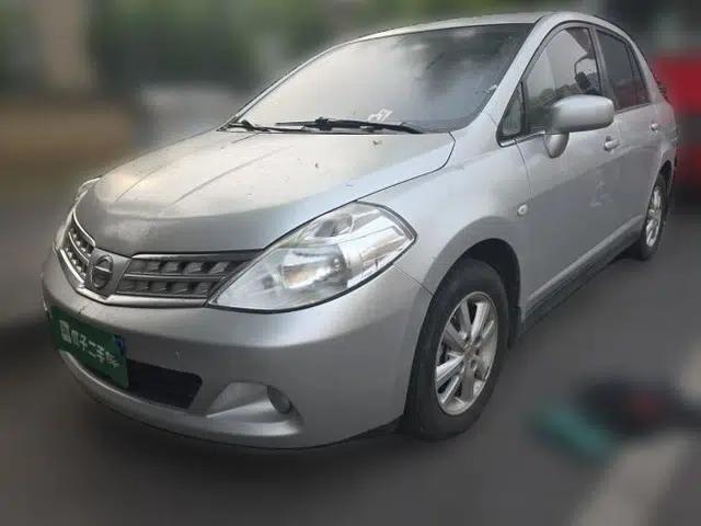 Nissan Tiida Sedan 2008 1.6L Automatic Fashion Edition