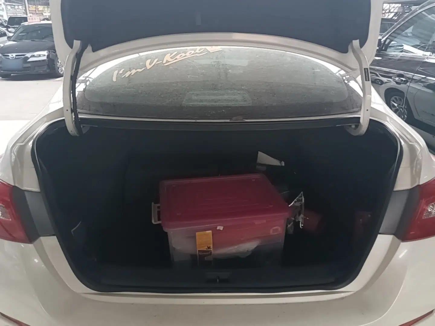 Nissan Sylphy EV 2020 Comfort Edition — миниатюра 22