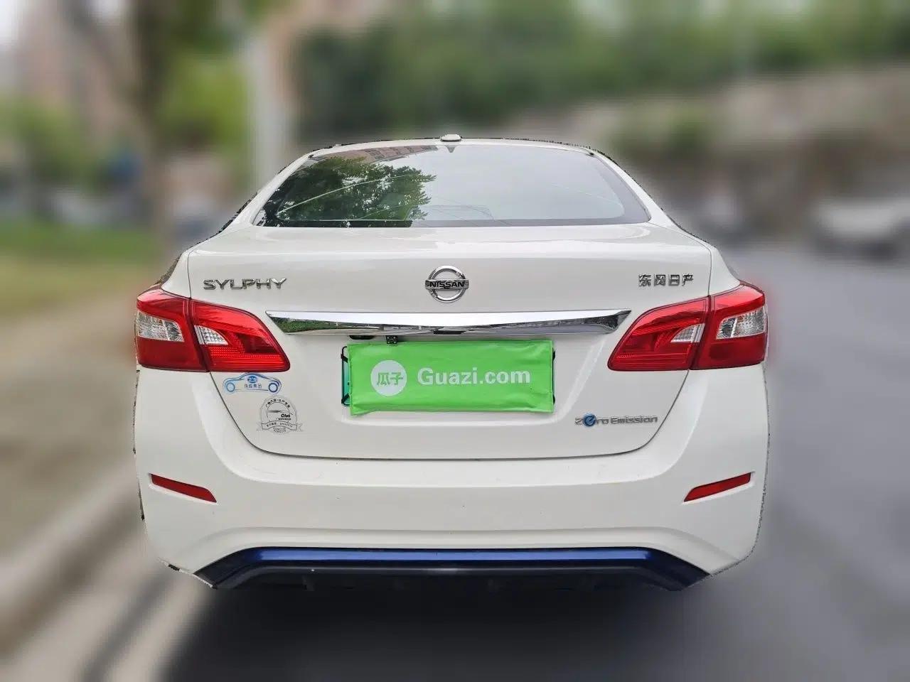 Nissan Sylphy EV 2018 Smart Edition — миниатюра 5