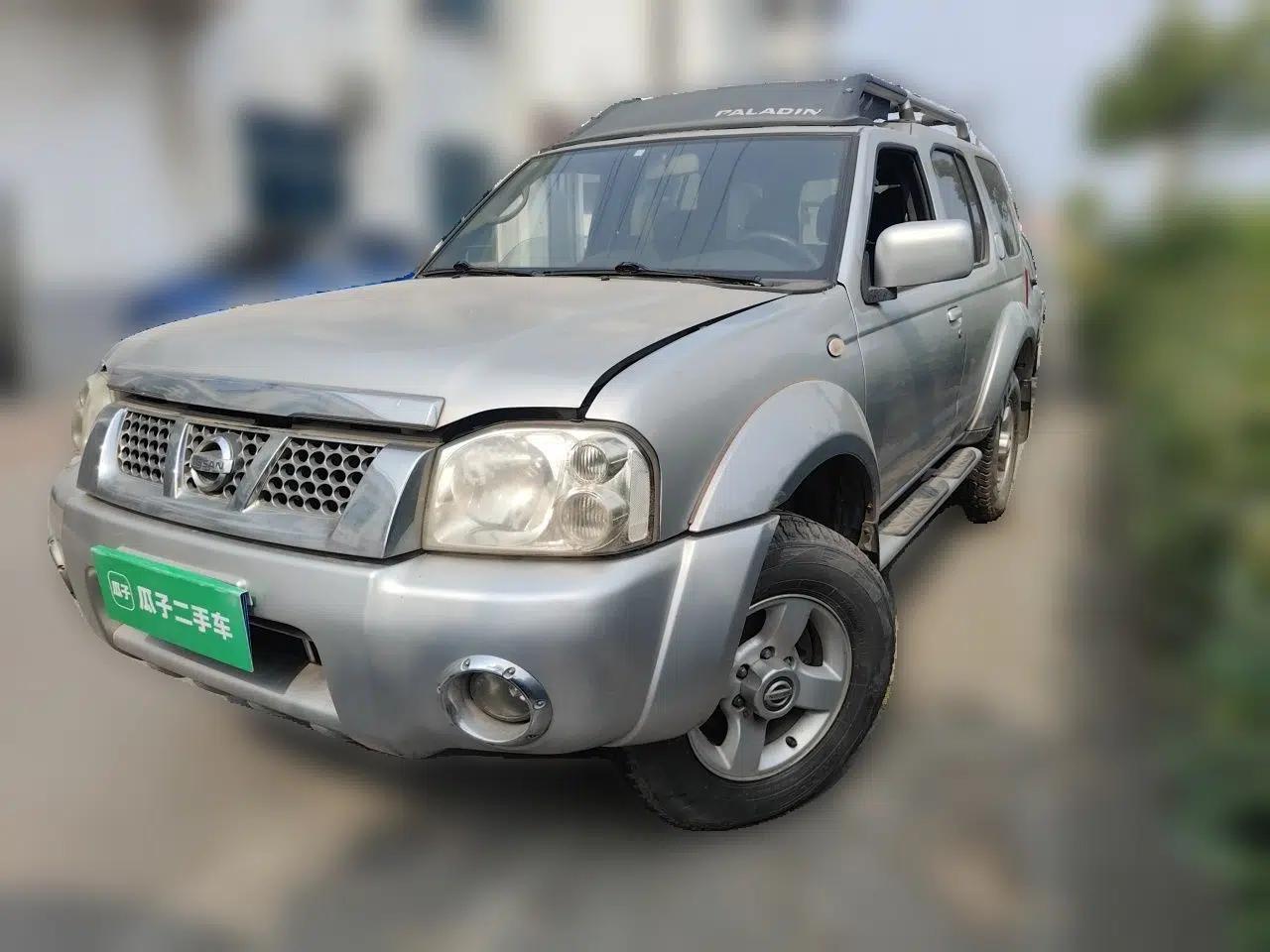 Nissan Paladin 2013 2.4L Two-Wheel Drive Standard Version China IV Standard — миниатюра 1