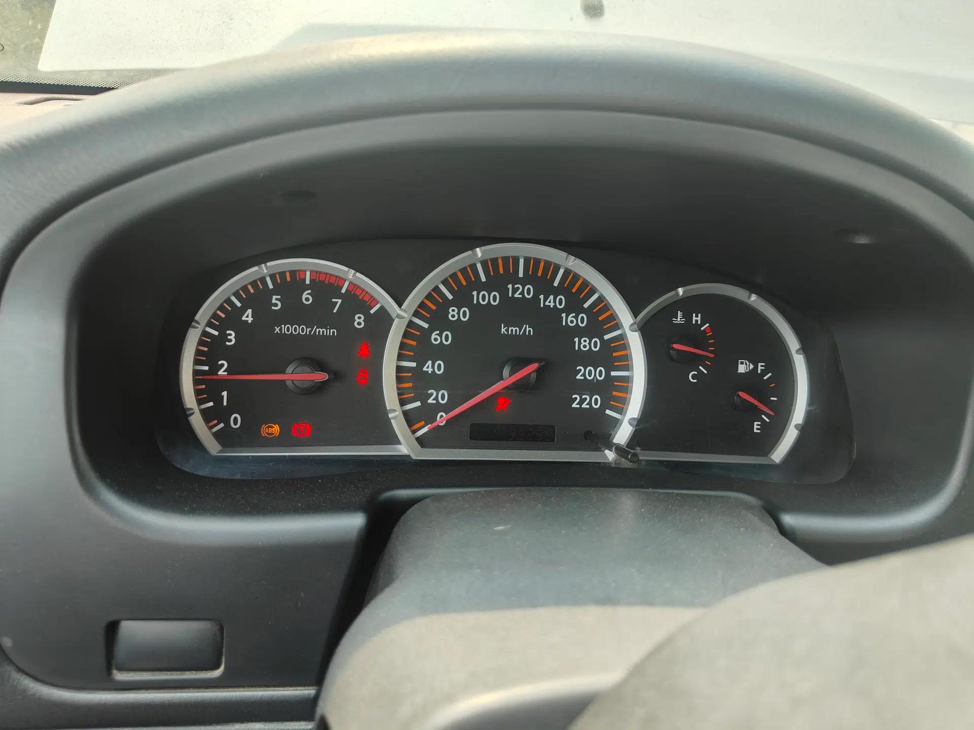 Nissan Paladin 2013 2.4L Two-Wheel Drive Standard Version China IV Standard — миниатюра 12