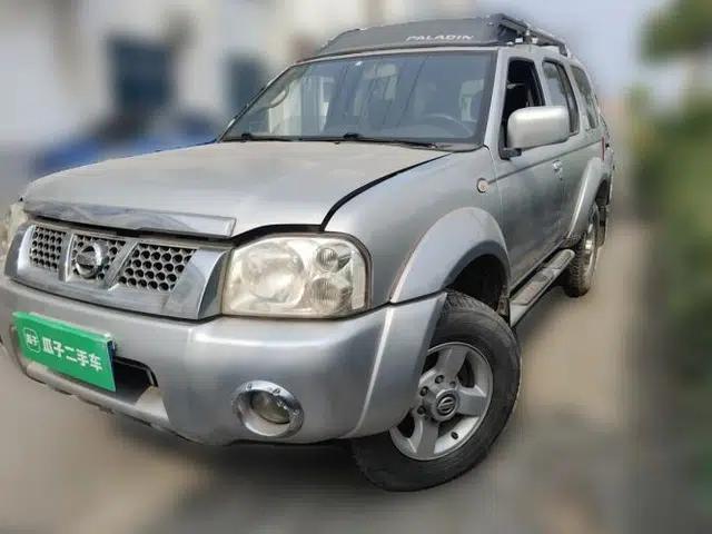 Nissan Paladin 2013 2.4L Two-Wheel Drive Standard Version China IV Standard