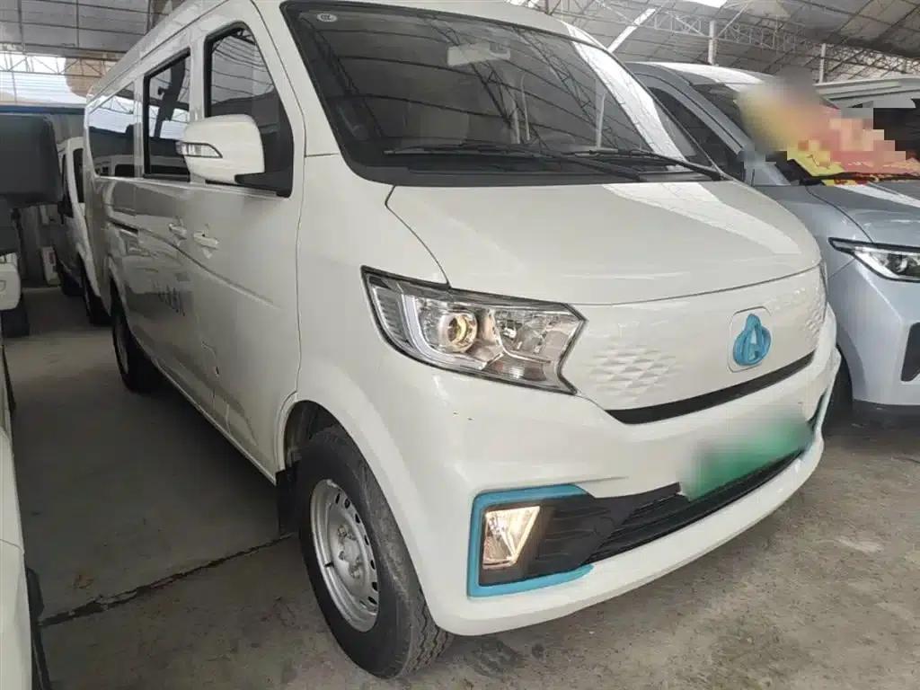 CrossStar V7 EV 2025 Model, 255km/h Luxury, 6 Seats, 38.64kWh — миниатюра 4