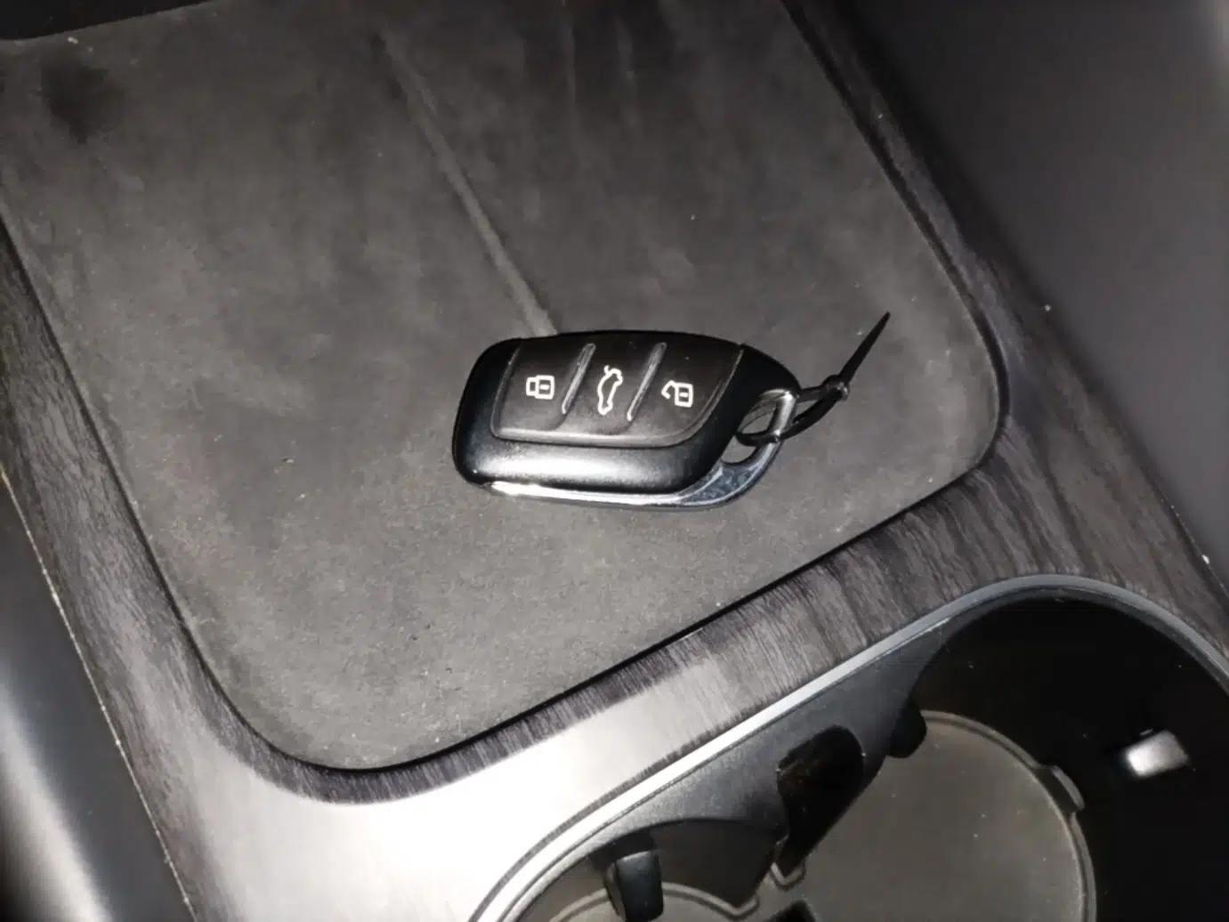 Roewe D7 2023 DMH 125km Flagship Edition — миниатюра 12