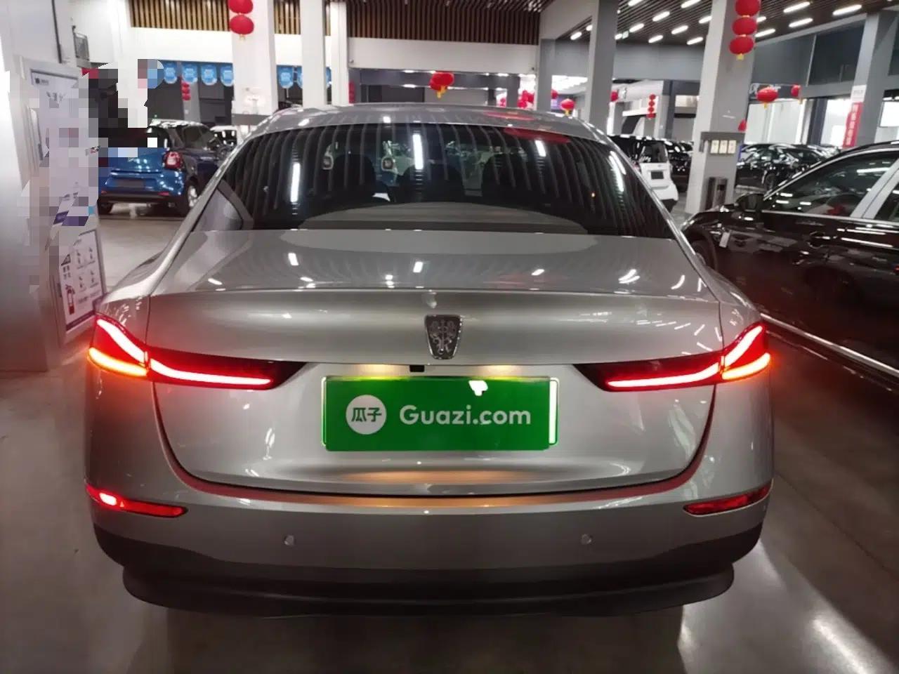 Roewe D7 2023 DMH 125km Flagship Edition — миниатюра 5