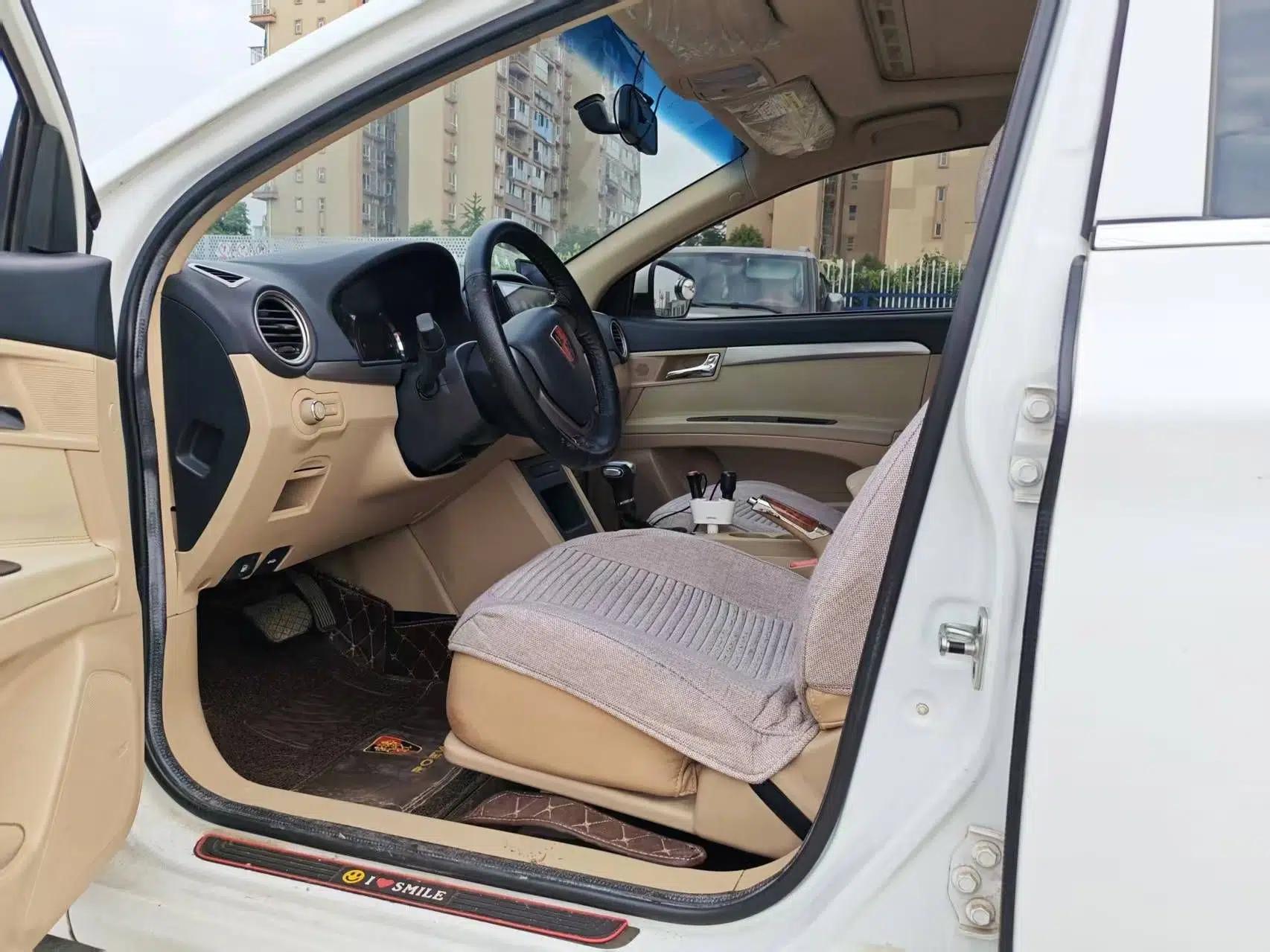 Roewe 350 2015 1.5L Automatic Luxury Sunroof Edition — миниатюра 7