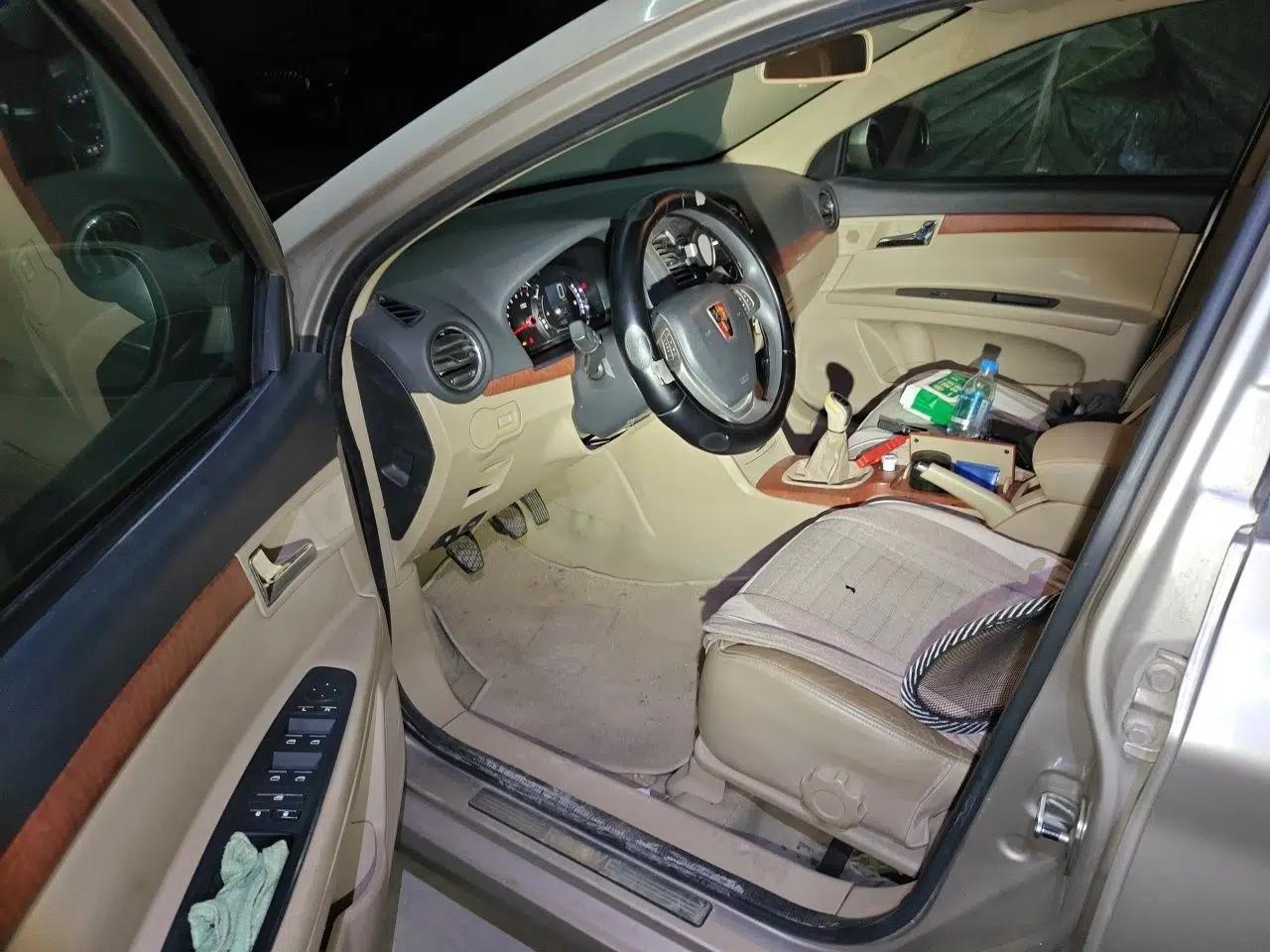 Roewe 350 2012 1.5L Manual Smart Value Edition — миниатюра 17