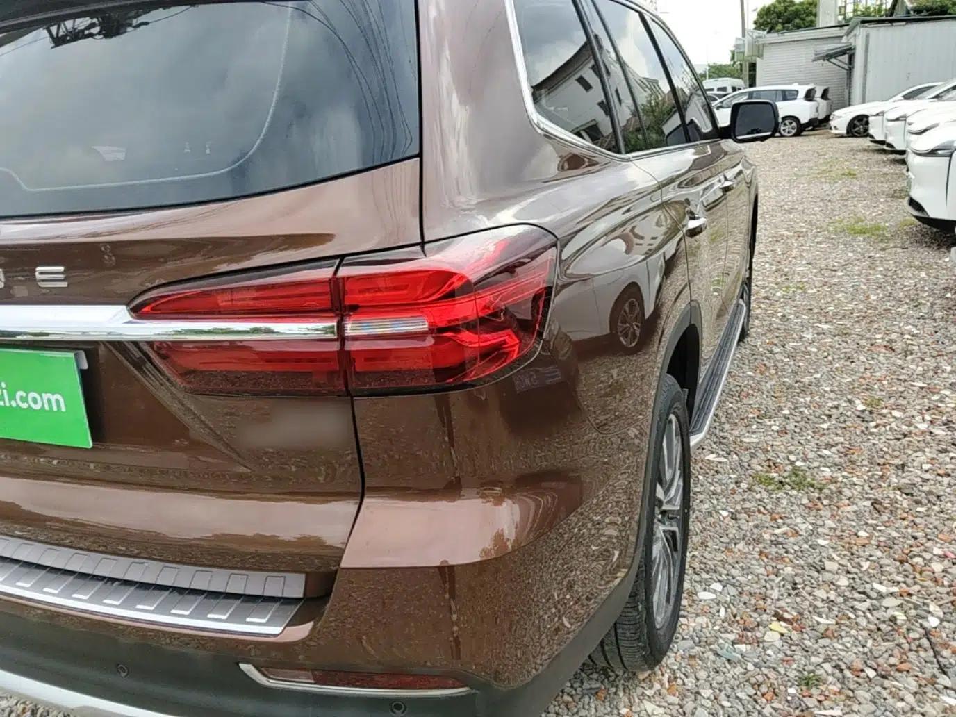 Roewe RX8 2018 30T Smart Connectivity All-Wheel Drive Supreme Edition — миниатюра 7