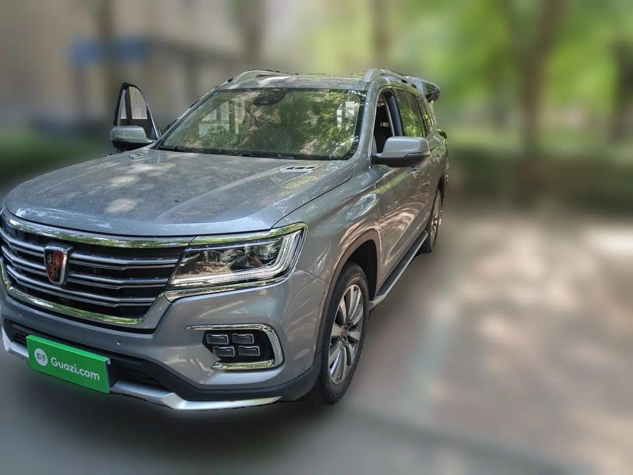 Roewe RX8 2018 30T Smart Connectivity Two-Wheel Drive Supreme Edition — миниатюра 1