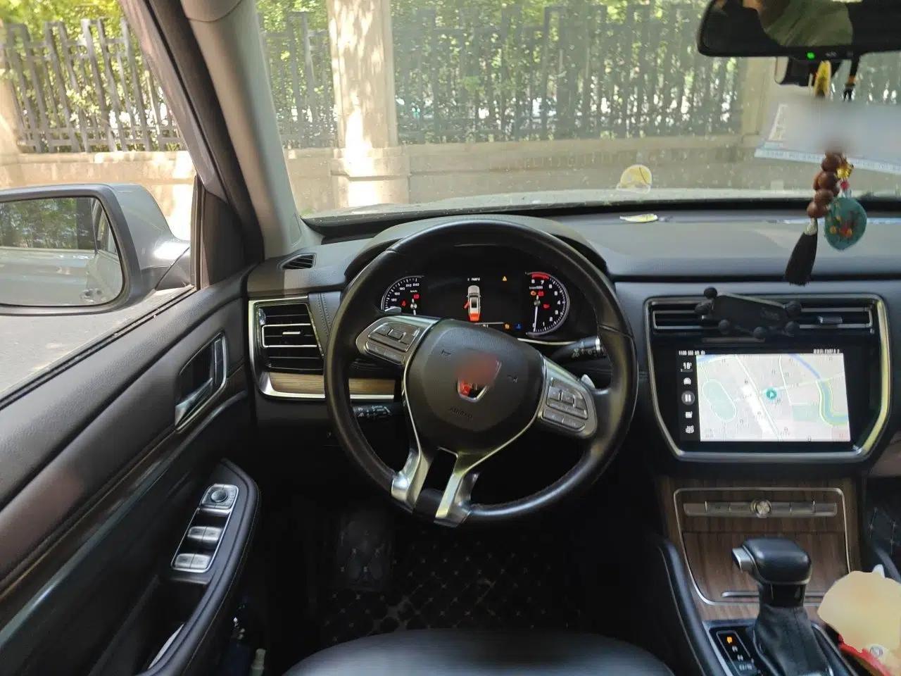 Roewe RX8 2018 30T Smart Connectivity Two-Wheel Drive Supreme Edition — миниатюра 11