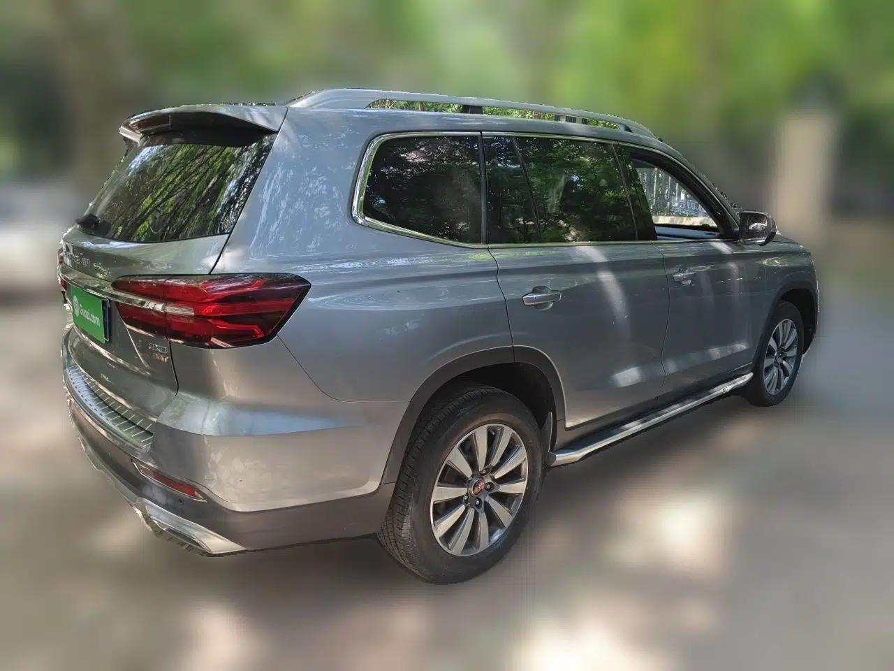 Roewe RX8 2018 30T Smart Connectivity Two-Wheel Drive Supreme Edition — миниатюра 6